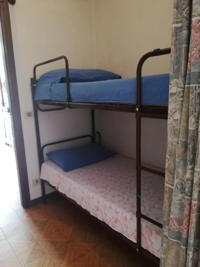 Roby Apartment Cerro Veronese 0*,